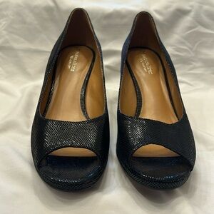 Naturalizer Narlene Peep Toe Wedges Black / Woven Jute Accent SZ 10